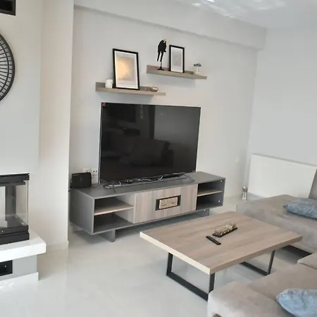 Modern Luxury Kardítsa