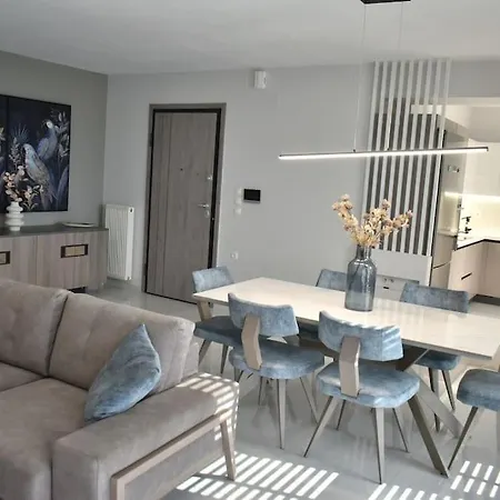 Modern Luxury 아파트