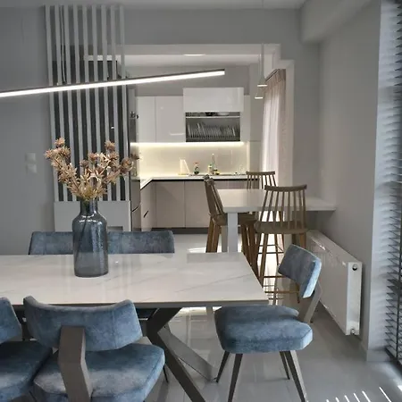 Modern Luxury Kardítsa