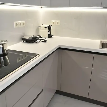 Modern Luxury Kardítsa